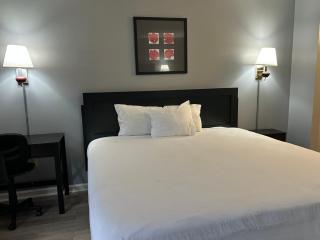 Suni's Place - Union City - 8
