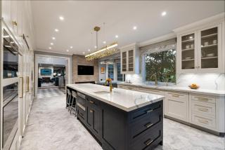 8Room Bespoke Estate, Near, NYC MetLife Dream Mall - 9