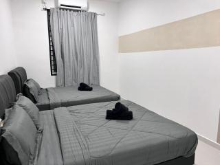 Senai 14pax The Joyous Home Pooltable nr Airport JPO by Ourstay - Skudai - 7