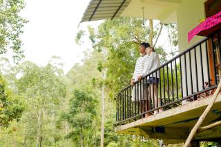 Green Wood Hotel - 4