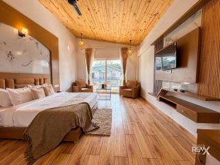 Wonderwood Corbett Resort -1min walk to River with Deep Jungle Trail - 3