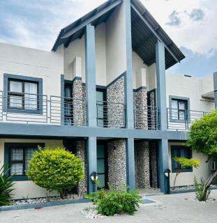 Fifis self catering apartment - Ongwediva - 7
