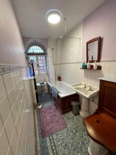 Perfect Location Central London Double Room in former Monastery! - Londra - 6