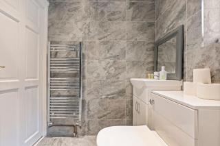 Comfortable Stay - Crayford - 9