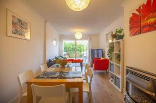 Stylish 5-Bed Retreat with WIFI - Near UWE & MOD - Bristol - 9