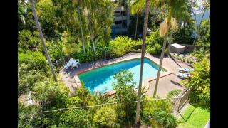 6 Pacific Outlook Modern unit with lovely Ocean Views Pool in Complex Walk to Beach - 6