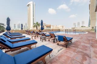 Renovated Unit with Skyscraper Views, Close to JBR Beach, Elite Residence, Dubai Marina by Deluxe Holiday Homes - 5