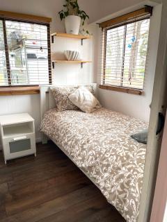 Serendipity Cottage Farm Stay - Jeremadra - 4