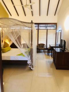 Wet Water Airport Resort - 1