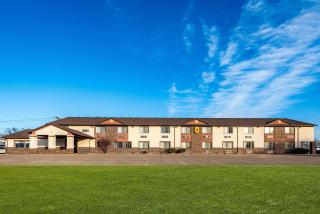 Super 8 by Wyndham Oelwein - Oelwein - 7
