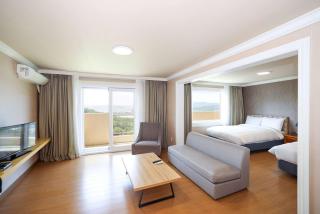 La Vie Dor Hotel and Resort, Trademark Collection by Wyndham - Hwaseong - 6