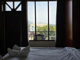 Thavisouk Hotel, Vang Vieng - 2