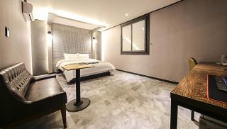 Hotel Parfe - Cheonan - 3