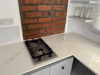 Modern Garden Bedsitter - 3