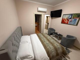 Enzo Hotel Lake Tirana - Tirana - 3