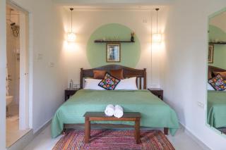 Baba Au Rhum Cafe & Stay - Morjim - 9