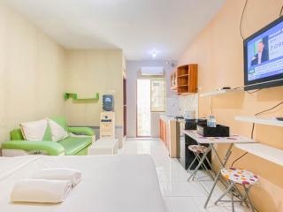Great Deal Studio at Gateway Ahmad Yani Cicadas Apartment By Travelio - Bandung - 2