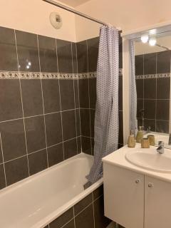 Le Theos cosy house - T2 Lumineux plein centre ville - 5