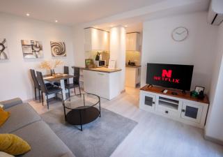 Two Bedroom apartment within Puerto Banus Marina - Marbella - 7
