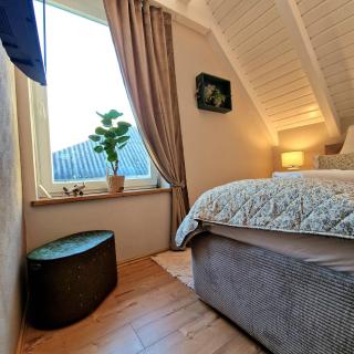 Select-Home 6 - Ferienhaus, Altstadt & Stadtpark - Neunburg vorm Wald - 4