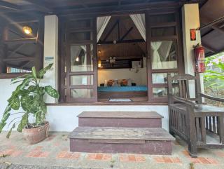 Urbiz Garden Bed and Breakfast - san juan la union - 1