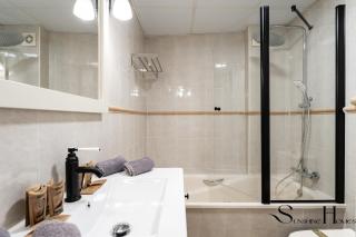 50 Meters from the Beach, 1 Bedroom with Parking - 6