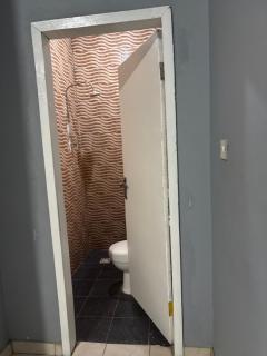 Cutting Edge Guest House - - 5