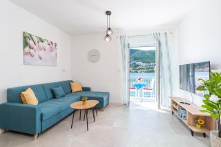 Apartment Anita - waterfront with sunbeds! - Zaton - 9