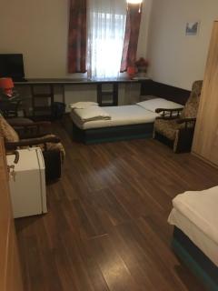 Harrys Motel - Komárno - 1