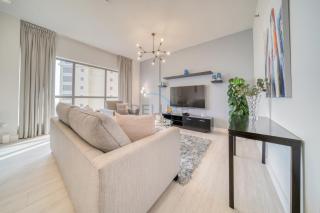 High Floor 2BR With a View of the Dubai Marina Canal Steps Away From the Beach , Shams 1, JBR by Deluxe Holiday Homes - 0