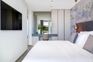Fly Room - S6 - MPolo - 2