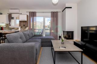 Luxurious Tsimiski 2nd Floor - 9