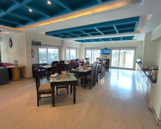 Luxury Inn by Stotrak Hotels - Mussoorie - 3