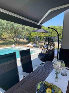 Barbara - Modern house with a private swimming pool - Kastel Novi - 8