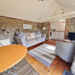Characterful Cottage Daisy Lodge - 4