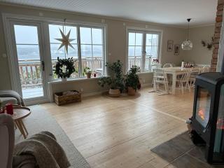 house with a view - 9