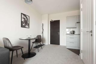 Modern & Cosy 1 Bedroom Apartment in York - 7