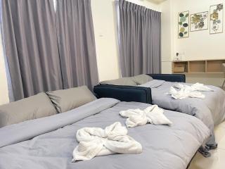 Bukit Indah Karaoke Corner 5parking Muji 4-10pax - Johor Bahru - 8