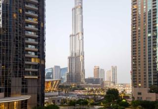 Vogue 30th Floor Skyline View with Balcony Near to Burj Khailfa and Dubai Mall, ACT One by Emaar, Downtown Dubai, Sheikh Mohammed bin Rashid Boulevard - 3