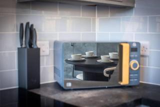 Brand-New 3-Bed Home - Liverpool - 3