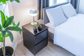 Minimalist-bed And Coffee Near 013 With Kitchen - Tilburgo - 8