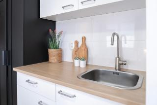 Minimalist-bed And Coffee Near 013 With Kitchen - Tilburgo - 5