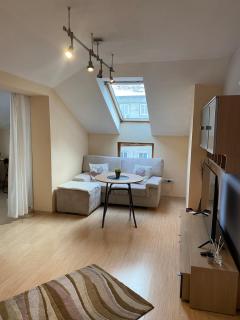 Sofia Central Cozy Apartment - 9