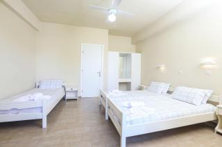 The Mayflower Studios & Apartments - Moraitika - 2
