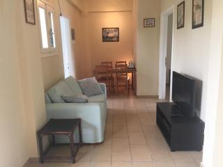 The Mayflower Studios & Apartments - Moraitika - 4