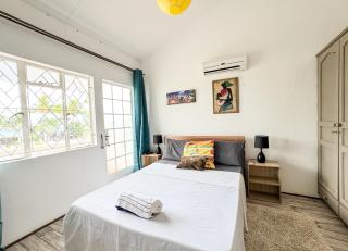 Beachfront Villa near Mont Choisy Beach - Grand Baie - 3