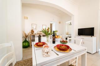 Villa Maris - giardino-parcheggio-veranda esterna - Torre Suda - 0
