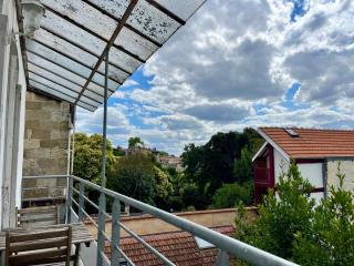 Deux pièces avec balcon, calme et ensoleillé - Bordeaux - 1