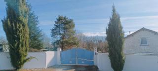 Chambre chez l'habitant dans Jolie maison de campagne - Céaux-en-Couhé - 8