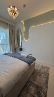 Seaside Elegance 1BR at Emaar Beachfront - 3